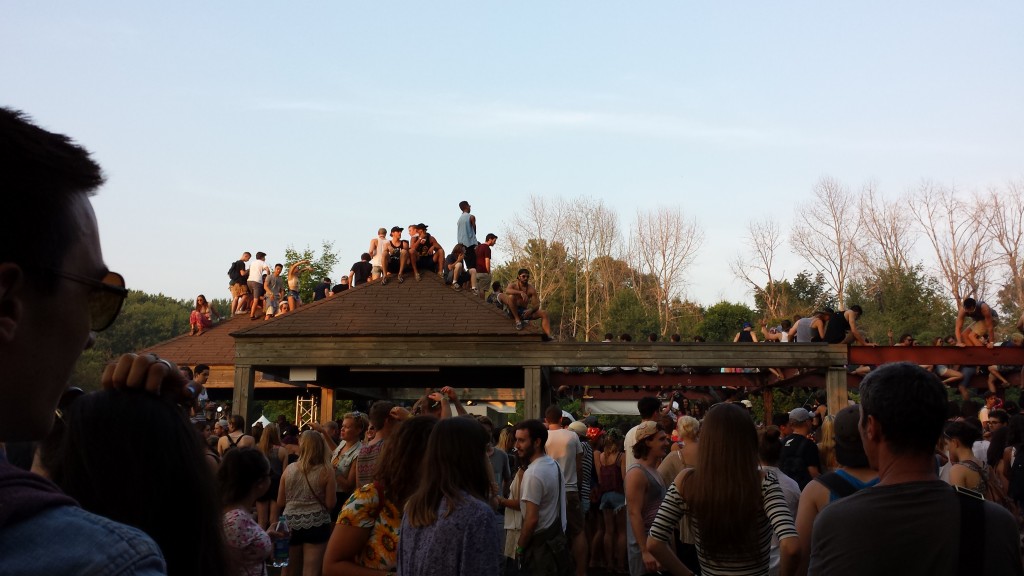 People having a rockstar moment during Flume